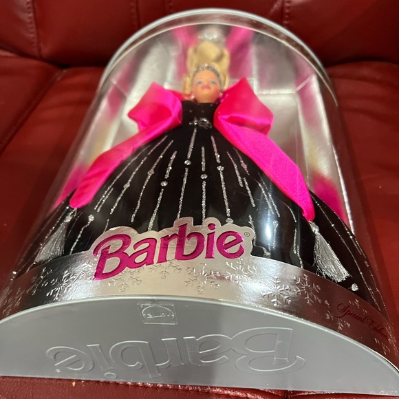 1998 Happy Holidays, Special Edition, Hallmark Barbie - Picture 6 of 9